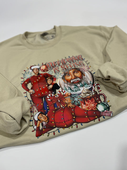 MEDIUM. CREWNECK.